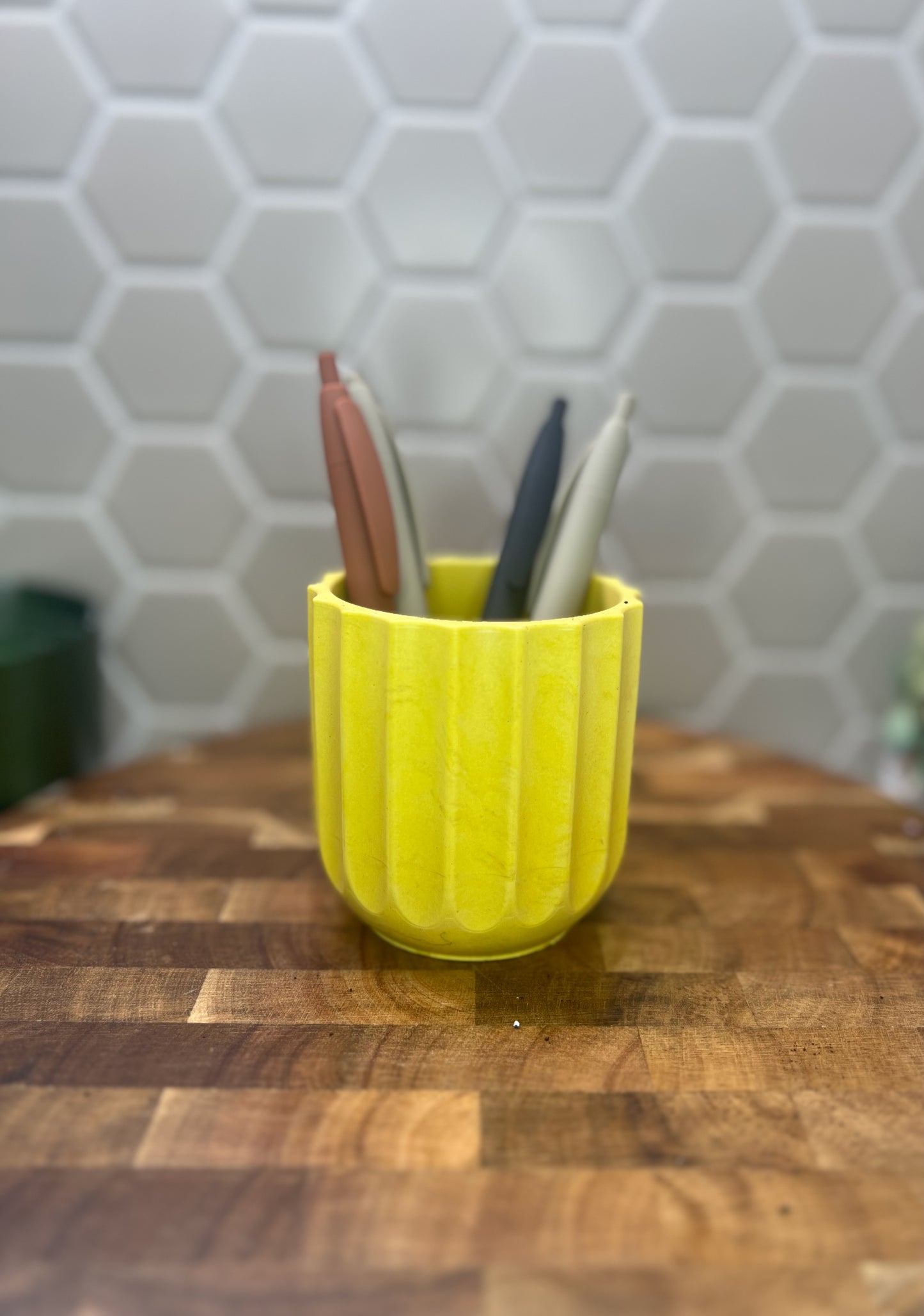 Sunshine Decorative Plant Pot / Holder
